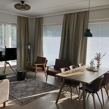 アパート Bright & Modern With Sauna, 6 Guests