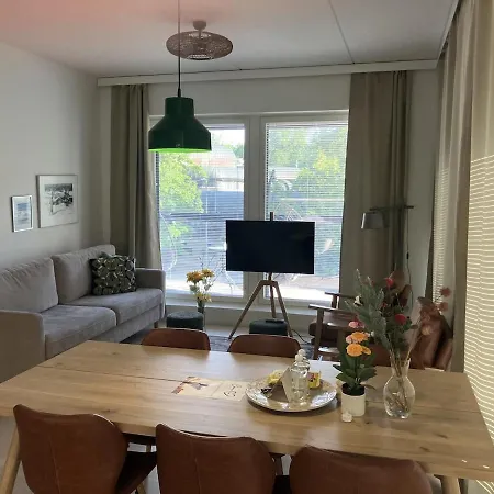 Bright & Modern With Sauna, 6 Guests タンペレ